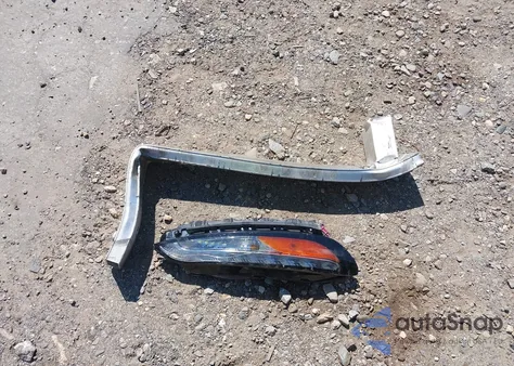 2018 Jeep Cherokee Latitude Plus 4X4 z USA, uszkodzony, nr VIN 1C4PJMLB9JD502810